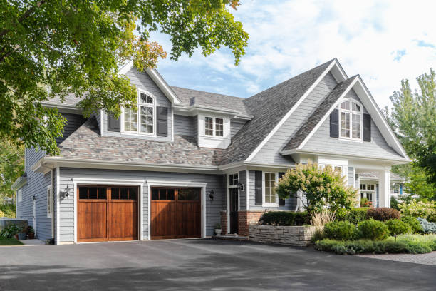 Best Flat Roofing  in Monticello, IL